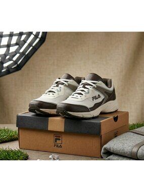Fila Mens Memory Foam Sneakers White & Brown Lightweight Size 8 Design With Cush